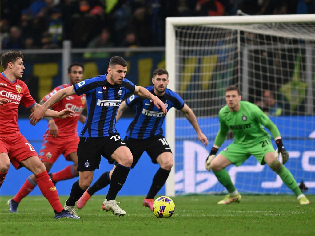 这不仅仅指 这不仅仅指