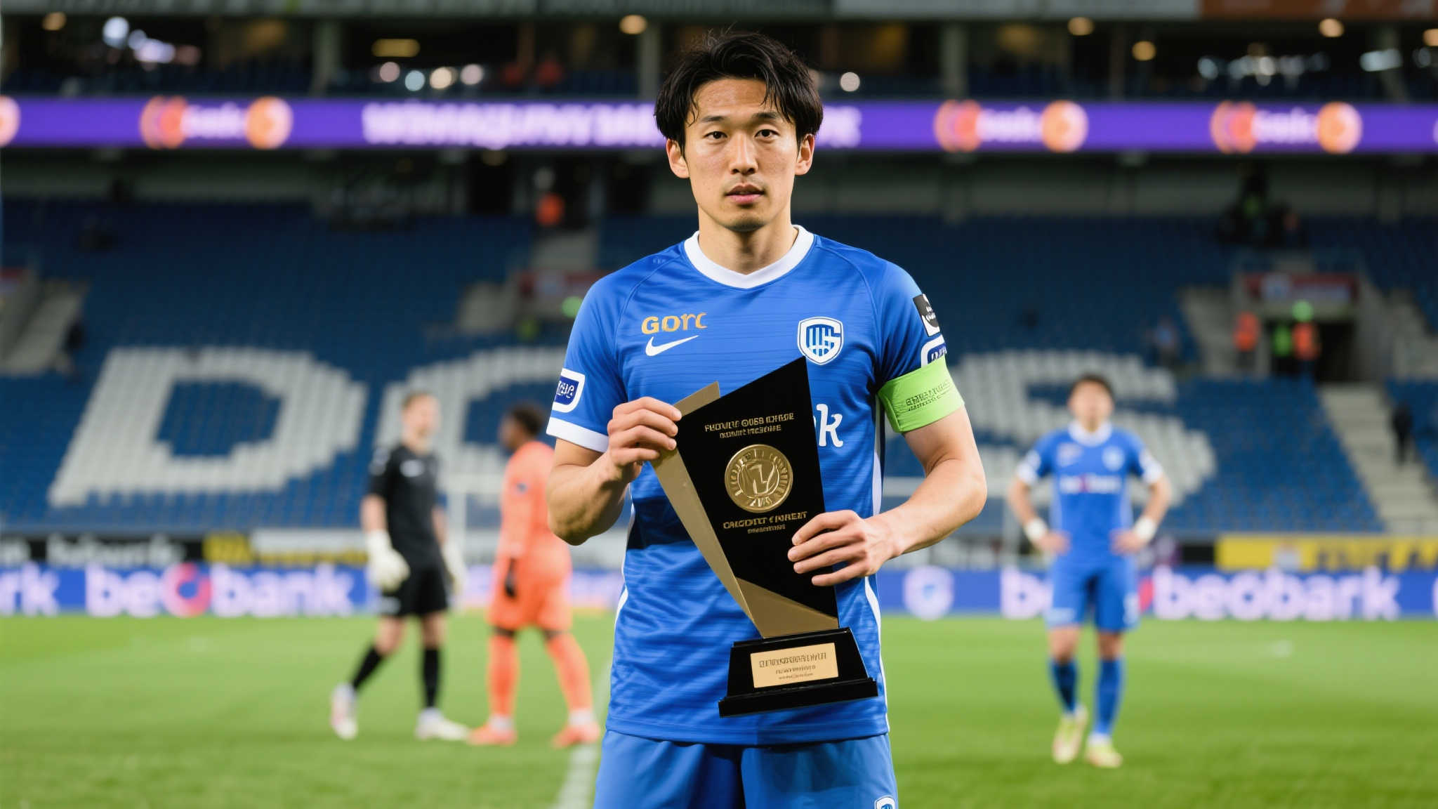 逼抢下保持 逼抢下保持