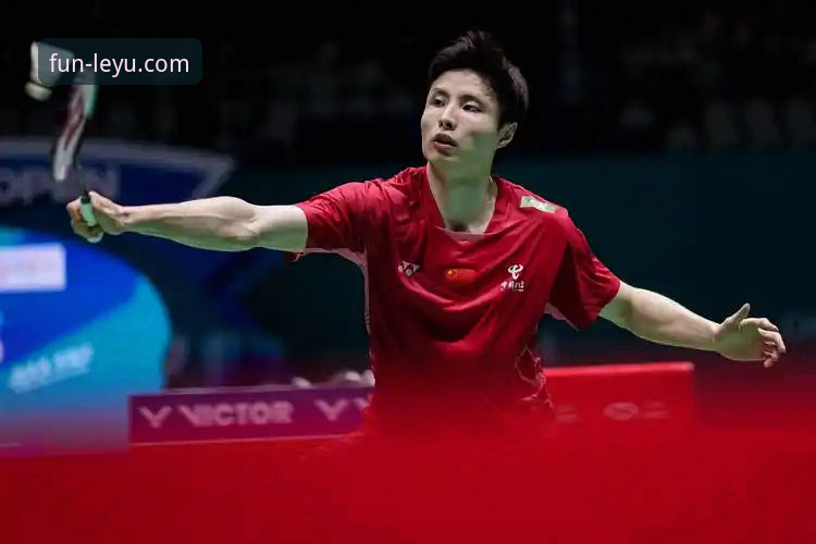 石宇奇亚锦赛强势登顶，乐鱼体育平台直击国羽八年男单冠军荒终结